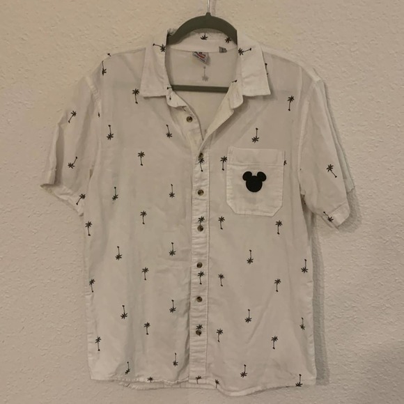 Junk Food Disney men's medium button down short sleeve shirt palm trees Mickey - Picture 1 of 5